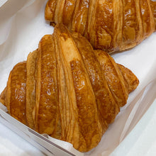 Load image into Gallery viewer, Butter Croissant
