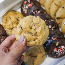 Load image into Gallery viewer, Party-sized Cookies